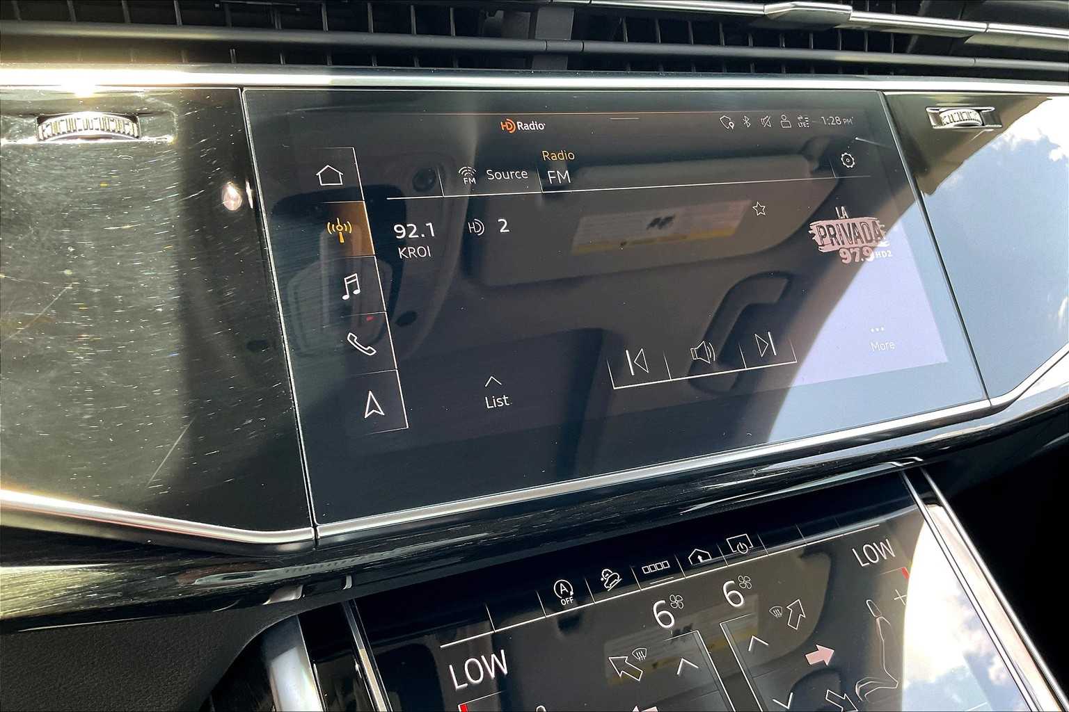 2021 Audi Q8 line Premium Plus photo 32