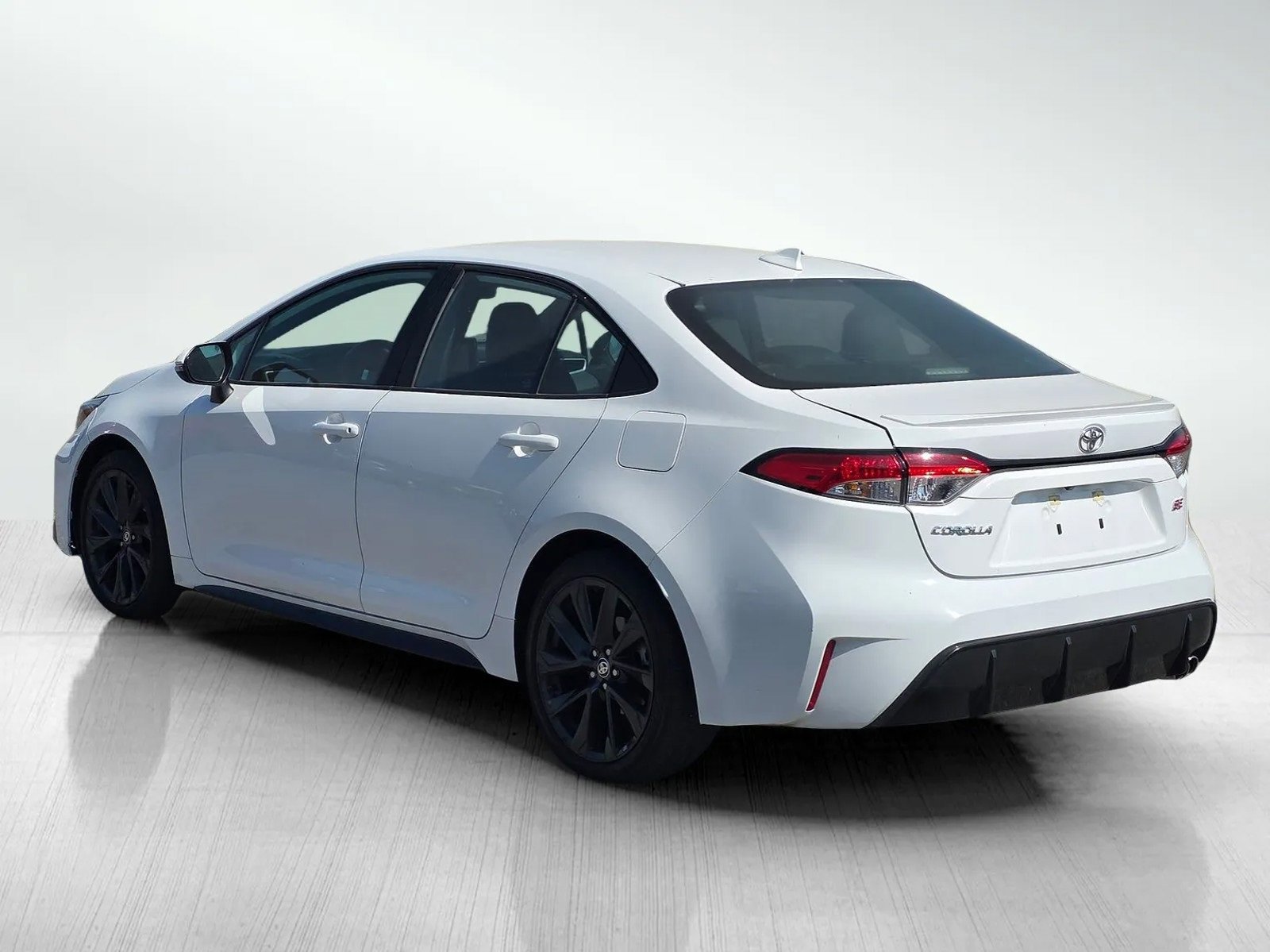 2024 Toyota Corolla SE photo 4