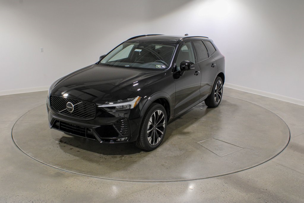 2026 Volvo XC60 Plus's photo