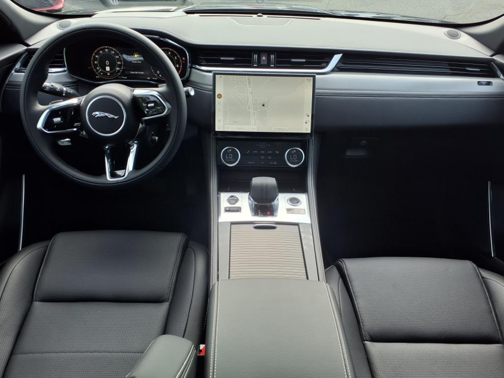 2026 Jaguar F-PACE P250 R-Dynamic S photo 4