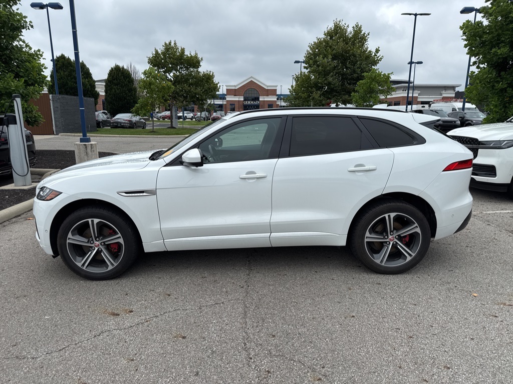 2017 Jaguar F-PACE S photo 7