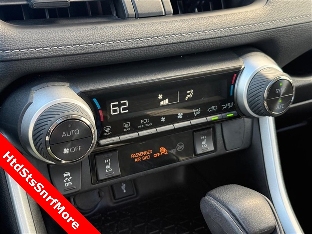 2022 Toyota RAV4 Hybrid XLE photo 28