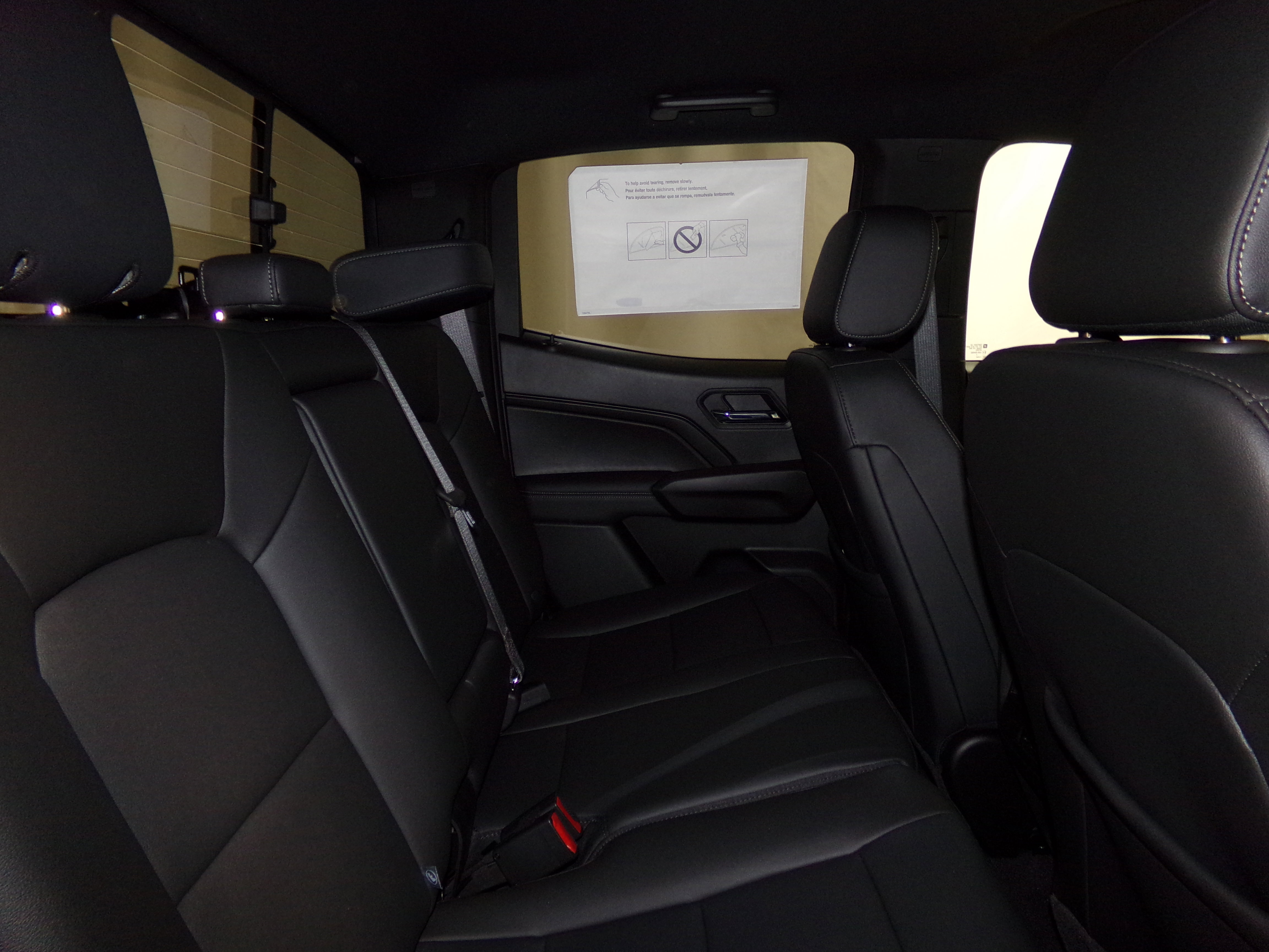2025 Chevrolet Colorado Work Truck LT photo 9