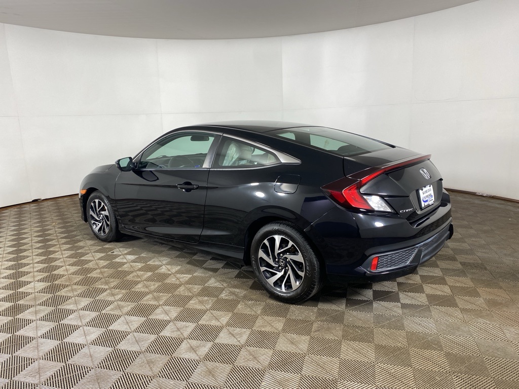 2016 Honda Civic LX photo 3
