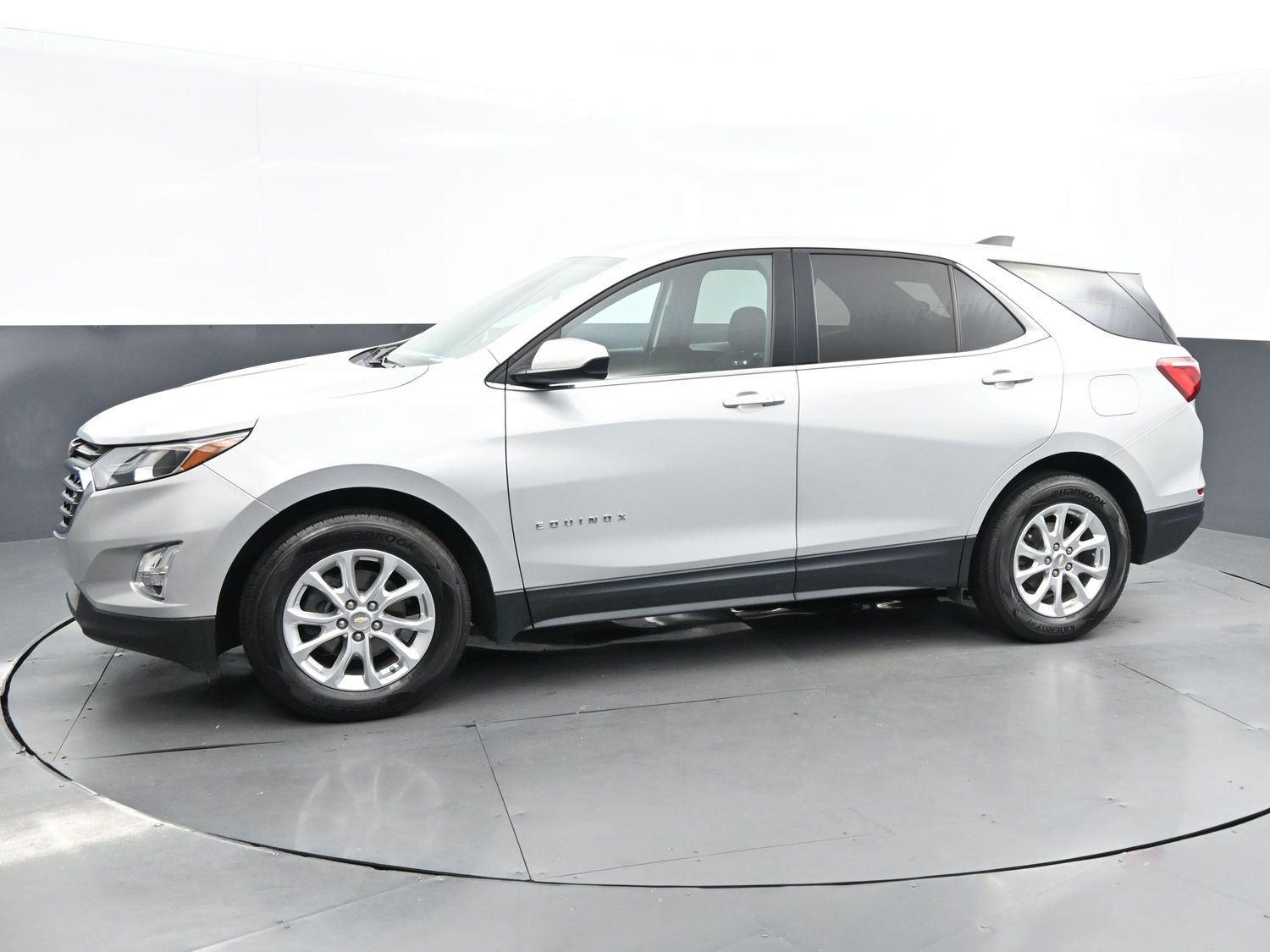 2020 Chevrolet Equinox LT photo 3
