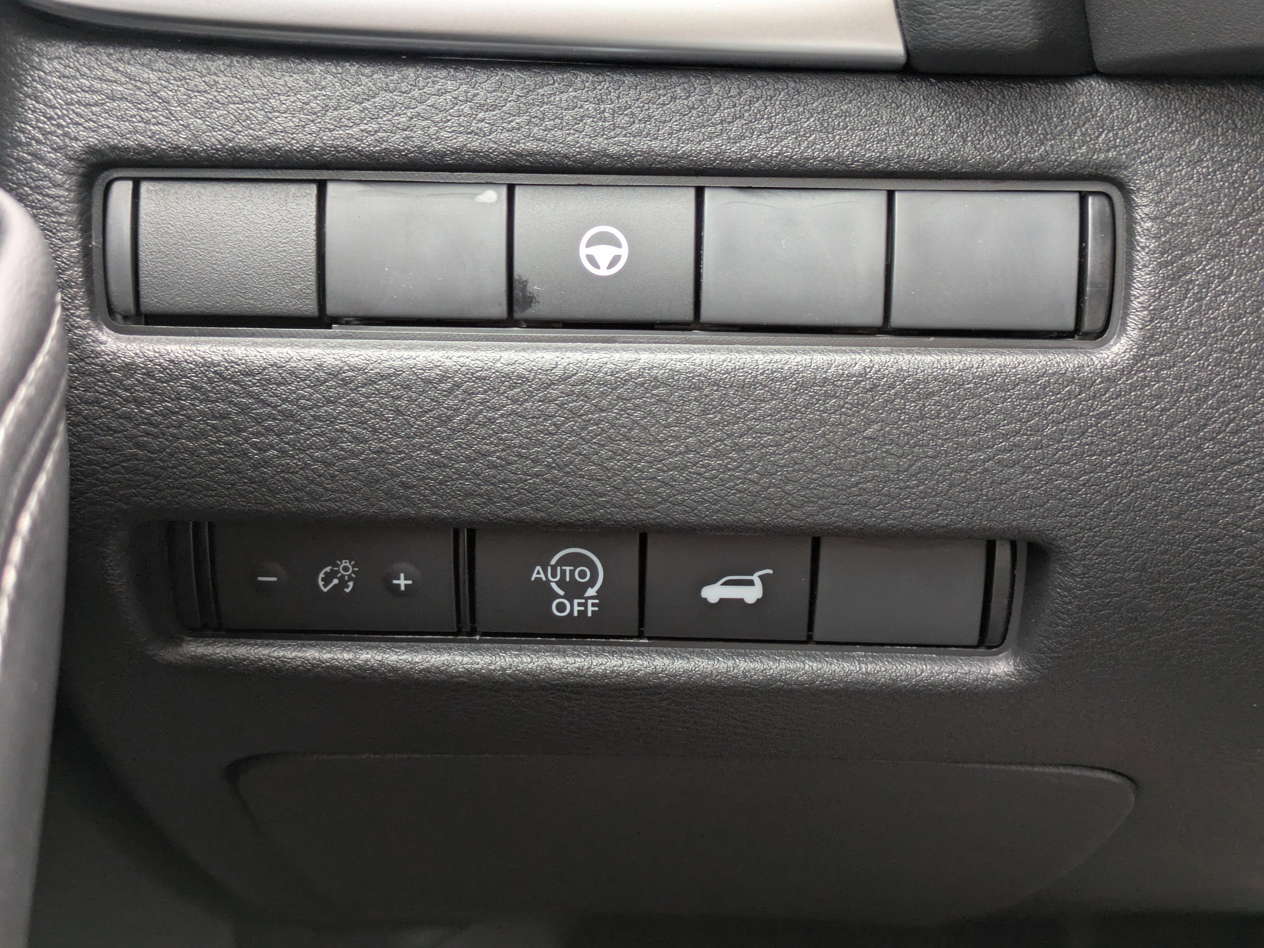 2026 Nissan Rogue SV photo 27