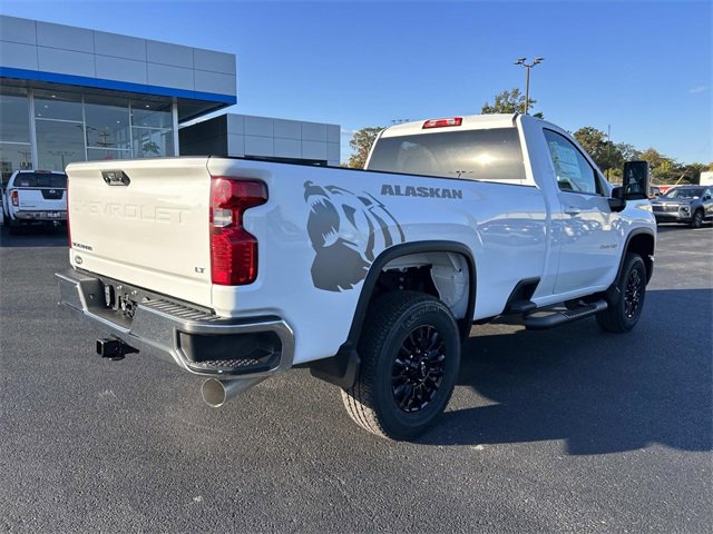 2026 Chevrolet Silverado 3500HD LT photo 4