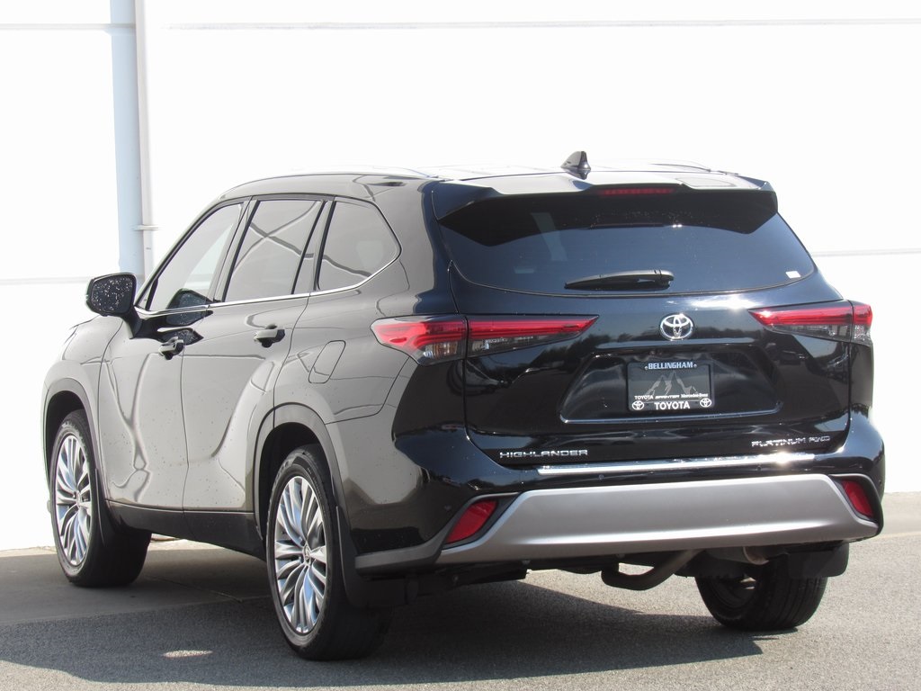2023 Toyota Highlander Platinum photo 5