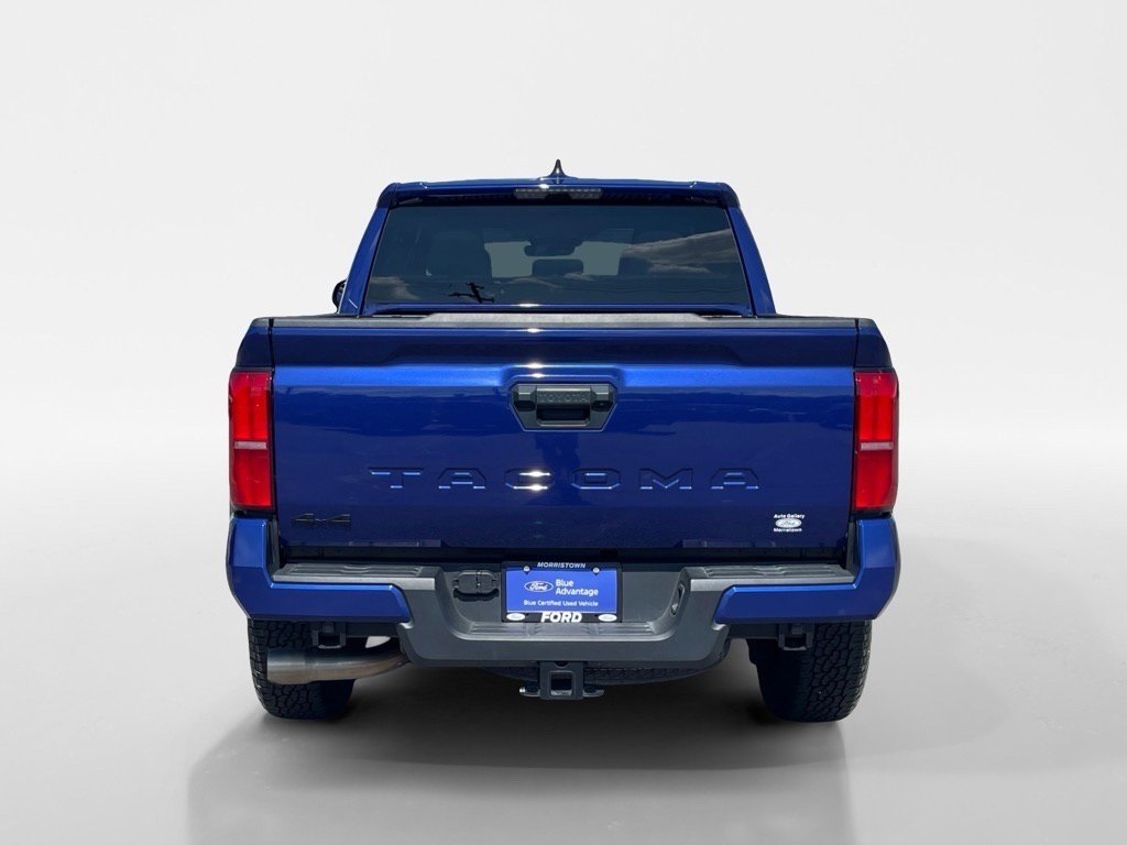 2024 Toyota Tacoma TRD Off-Road photo 4