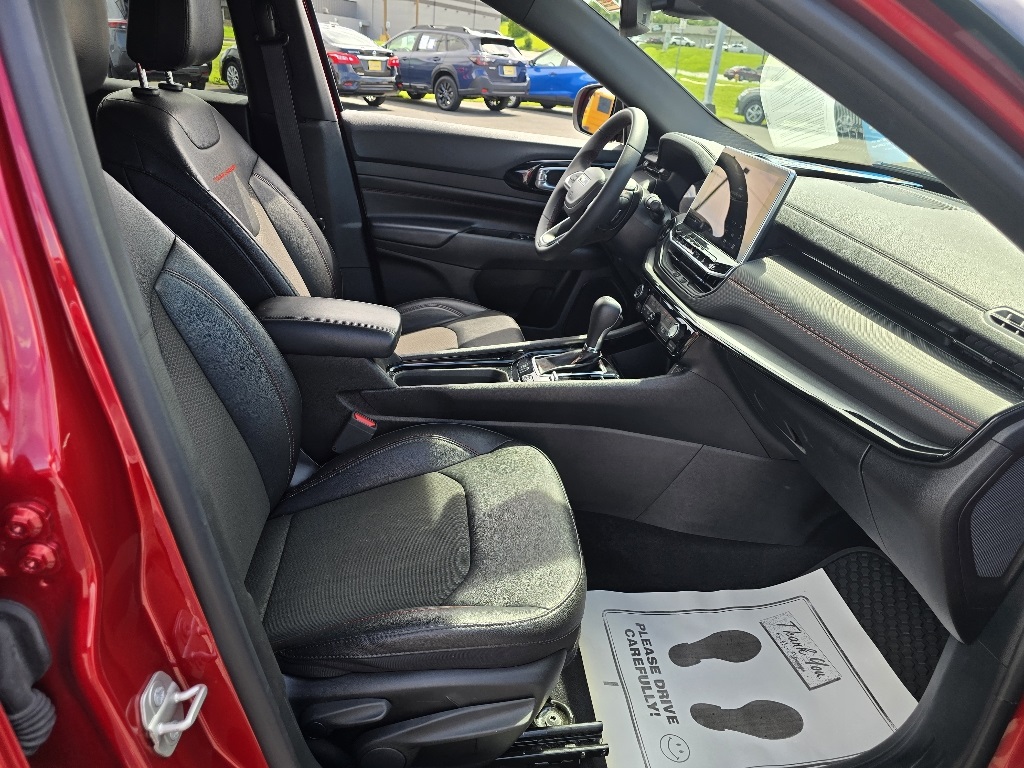 2024 Jeep Compass Trailhawk photo 12