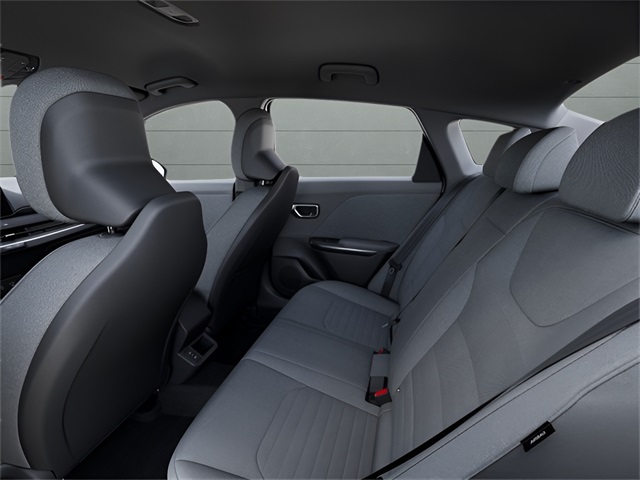 2025 Kia K4 EX photo 17