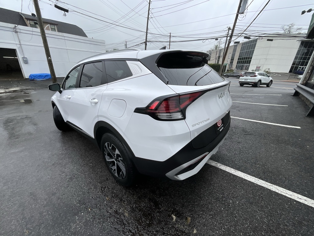 2025 Kia Sportage EX photo 6