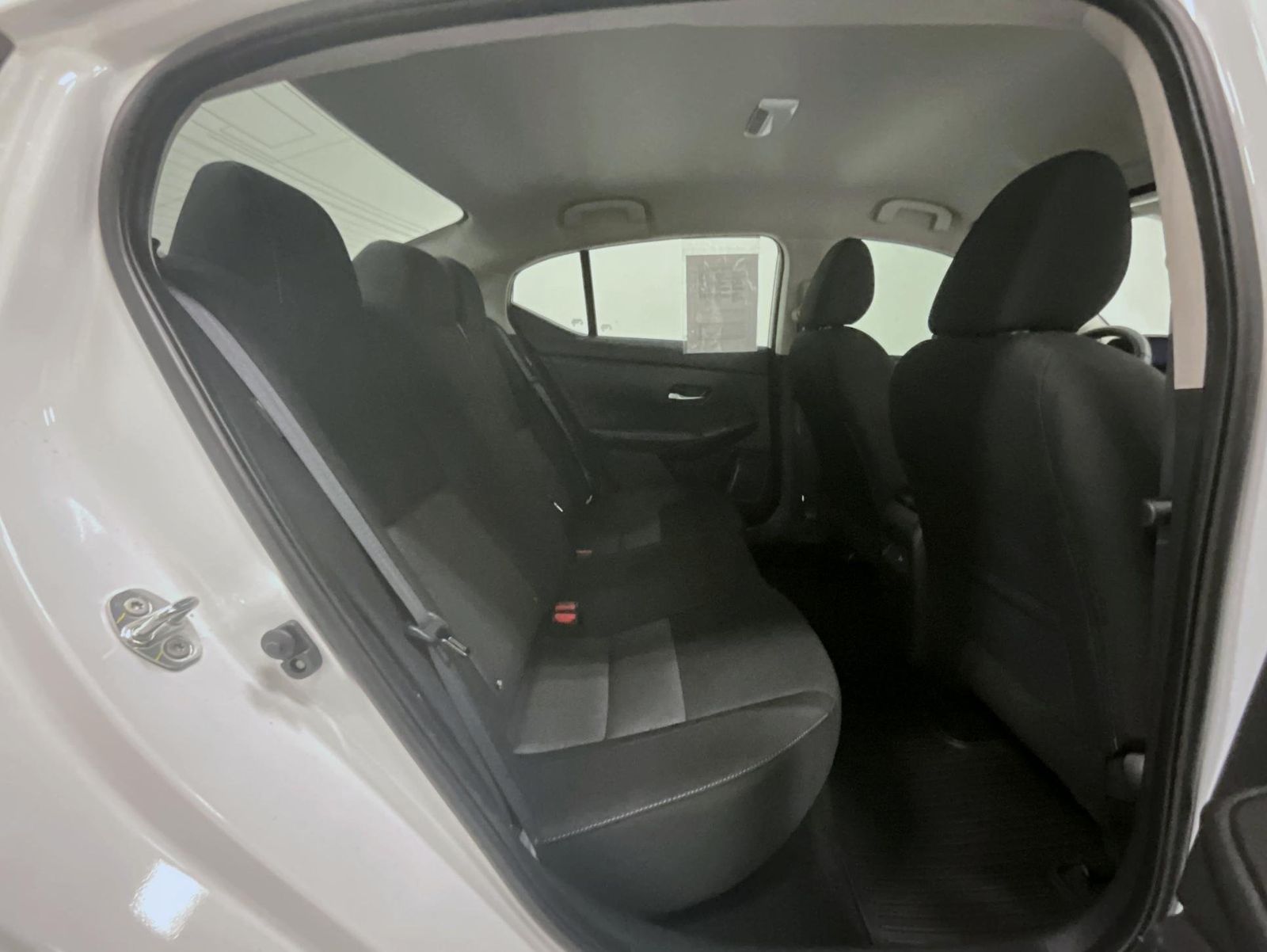 2023 Nissan Sentra SV photo 18