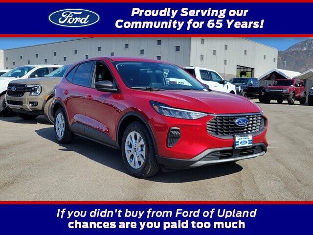 2025 Ford Escape Active's photo