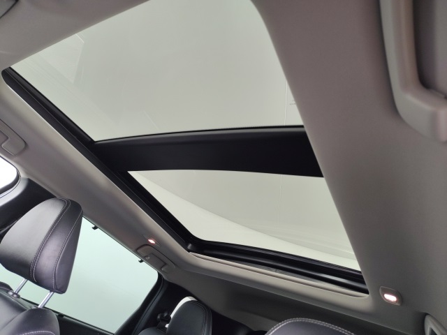 2023 Mitsubishi Outlander SEL photo 23