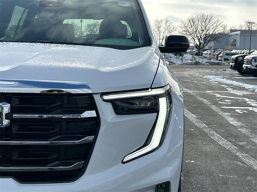 2026 GMC ACADIA - Image 9