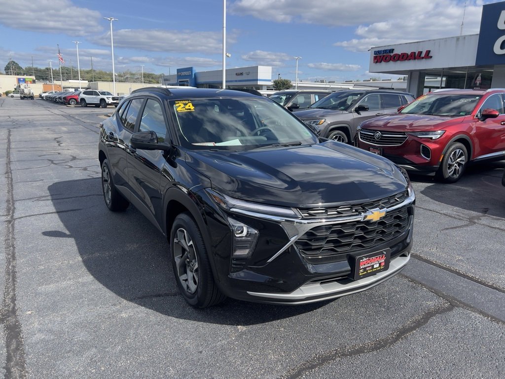 2024 Chevrolet Trax LT's photo