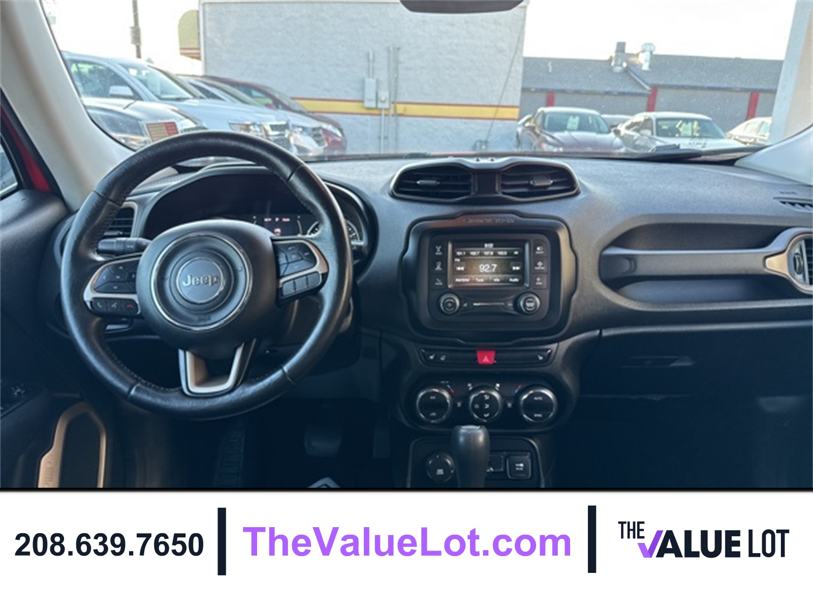 2015 Jeep Renegade Latitude photo 13