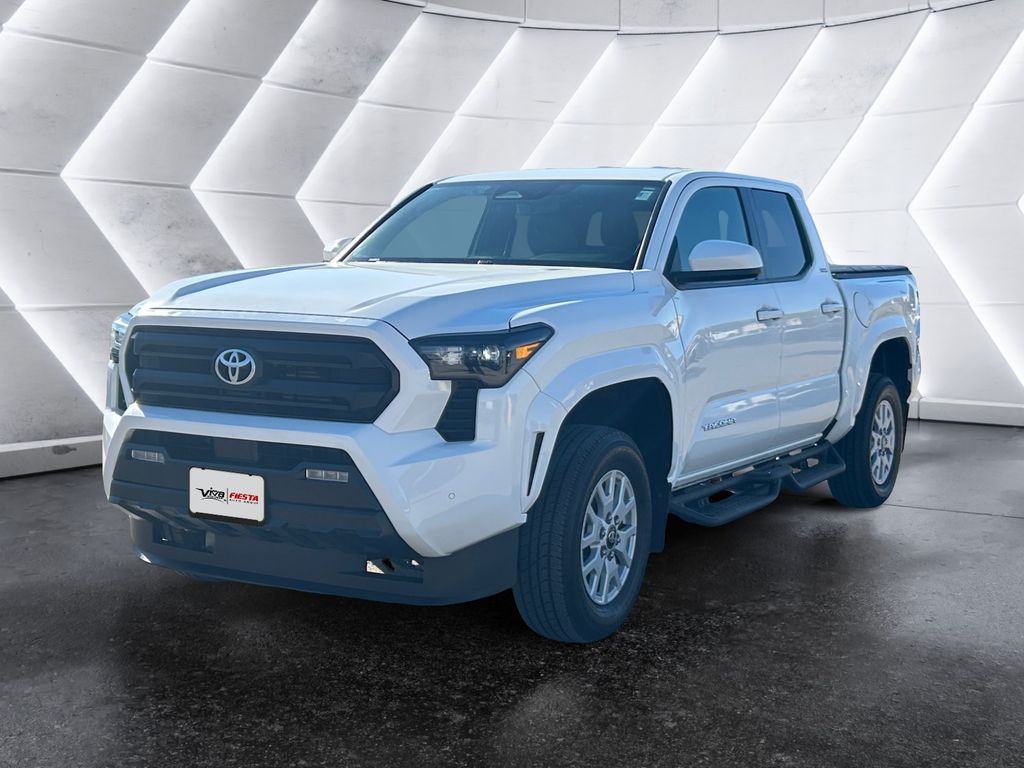 2024 Toyota Tacoma SR5 photo 3