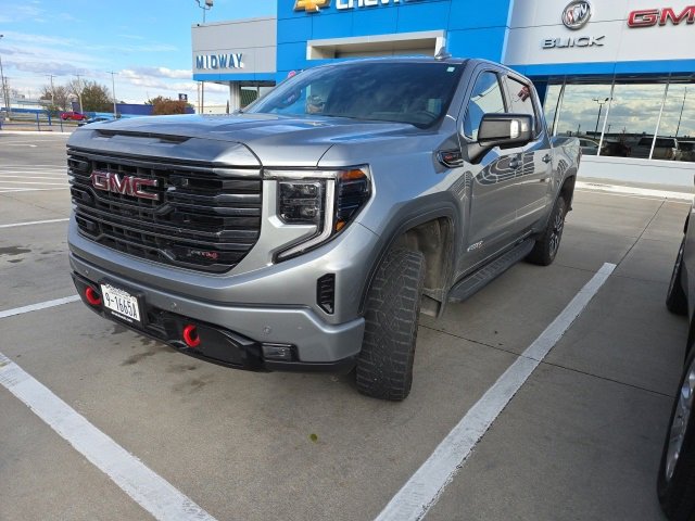 2024 GMC Sierra 1500 AT4's photo