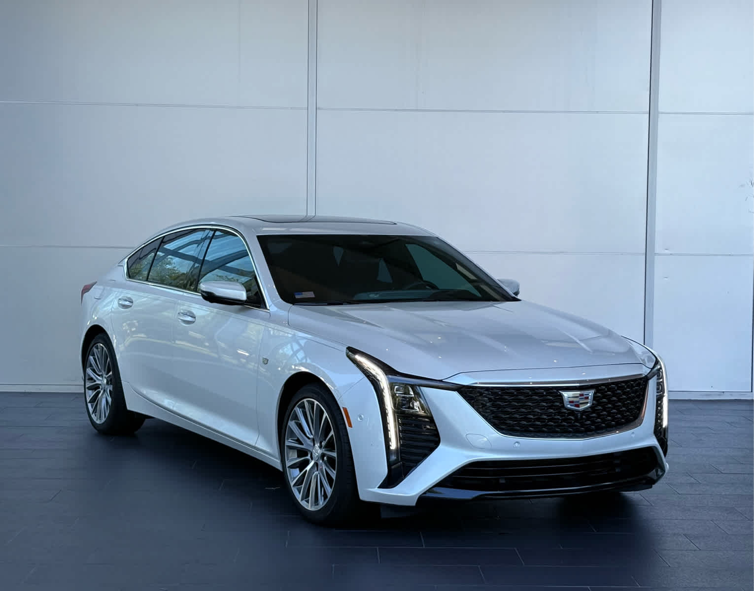 2025 Cadillac CT5 Premium Luxury photo 3