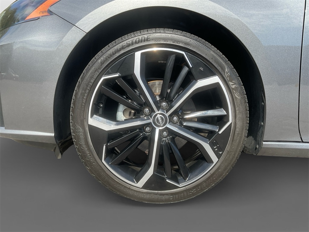2024 Nissan Altima 2.5 SR photo 14