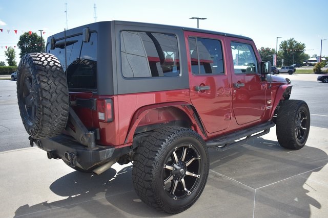 2013 Jeep Wrangler Unlimited Sahara photo 4