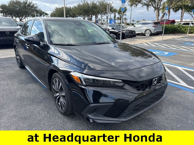 2023 Honda Civic Hatchback EX-L's photo