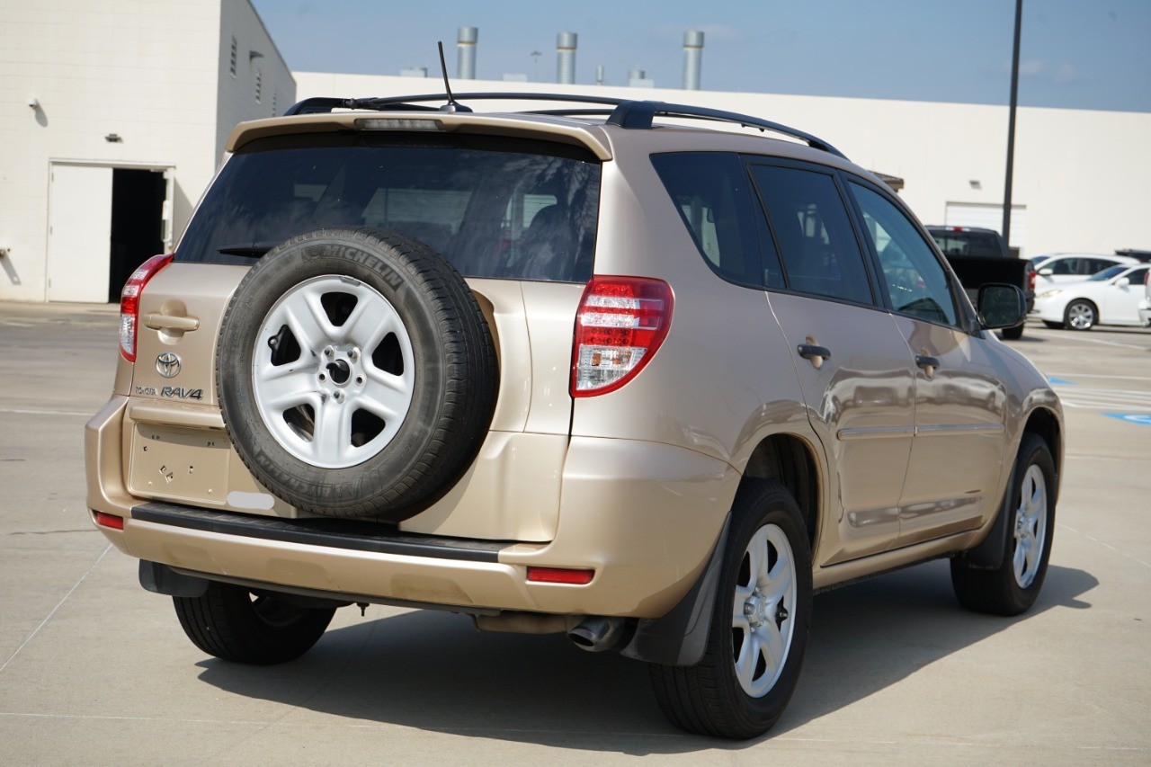 2009 Toyota RAV4 photo 6