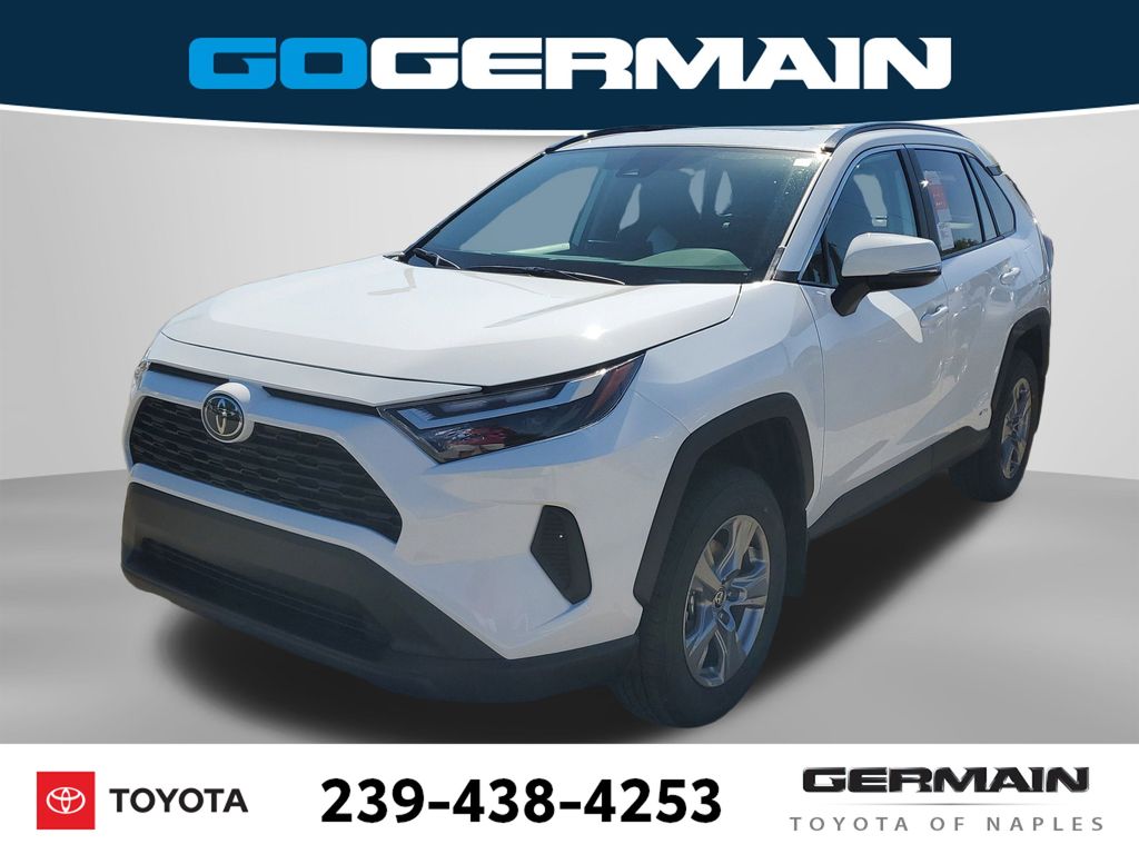 2025 Toyota RAV4 XLE's photo