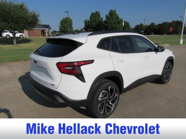 2025 Chevrolet Trax photo 5