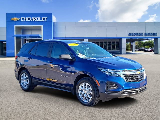 2023 Chevrolet Equinox LS's photo