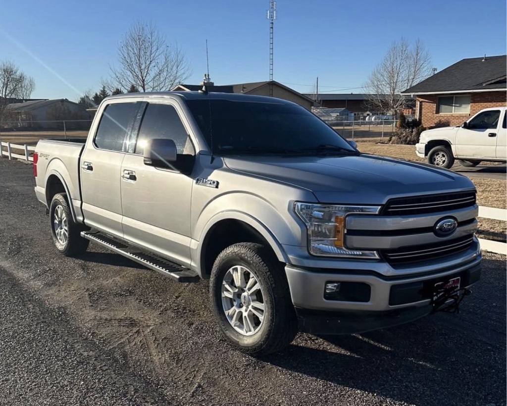 2020 Ford F-150 Lariat's photo