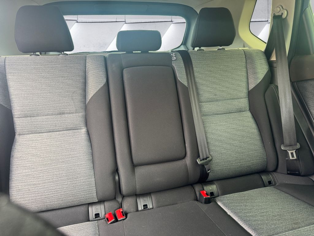 2023 Nissan Rogue SV photo 15