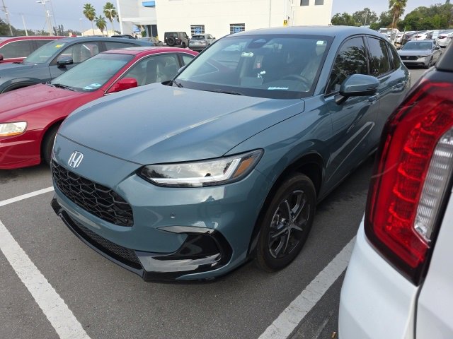 2025 Honda HR-V EX-L's photo