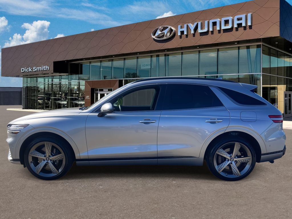 2024 Genesis GV70 3.5T Sport photo 2