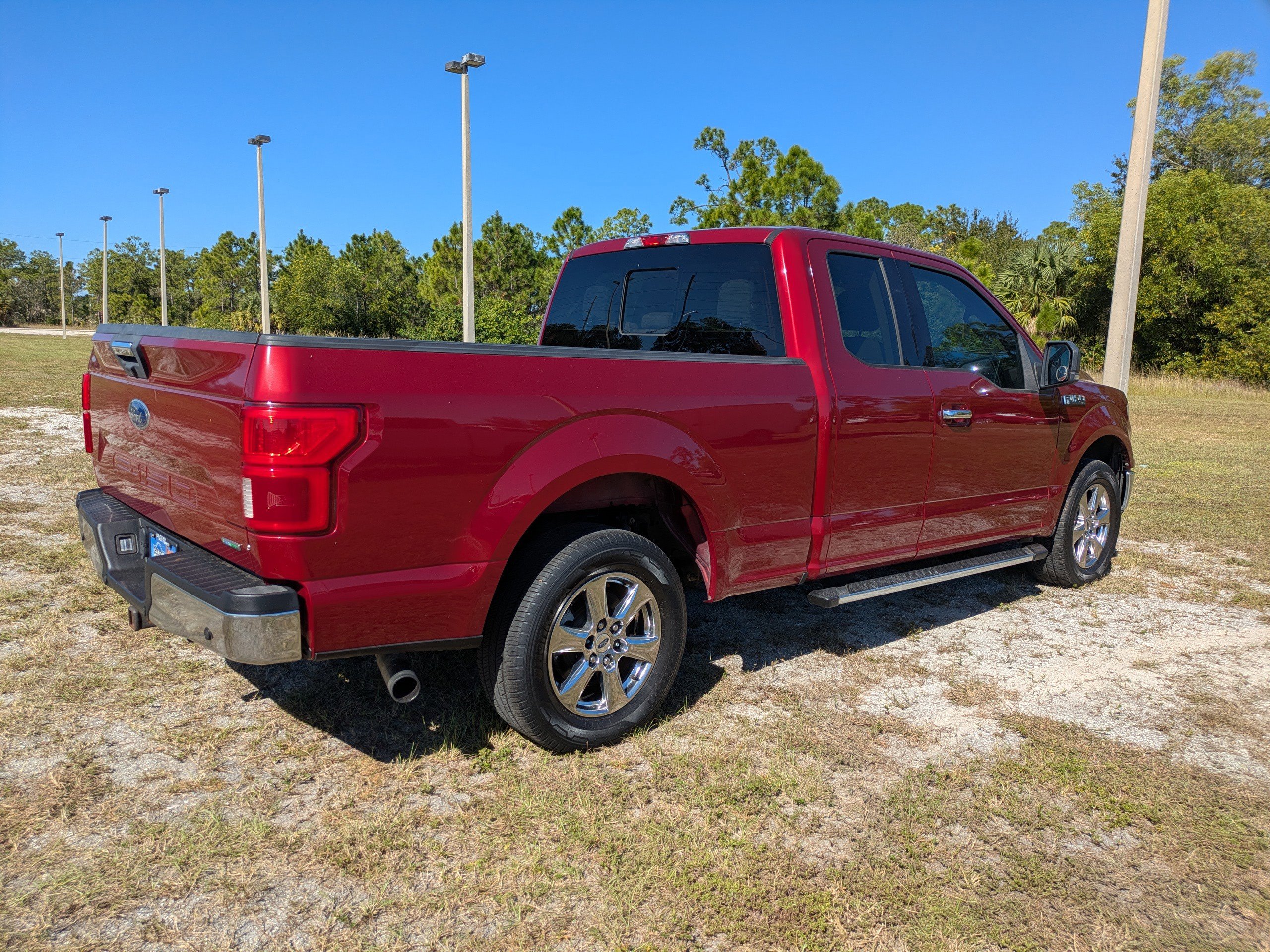 2019 Ford F-150 XLT photo 4