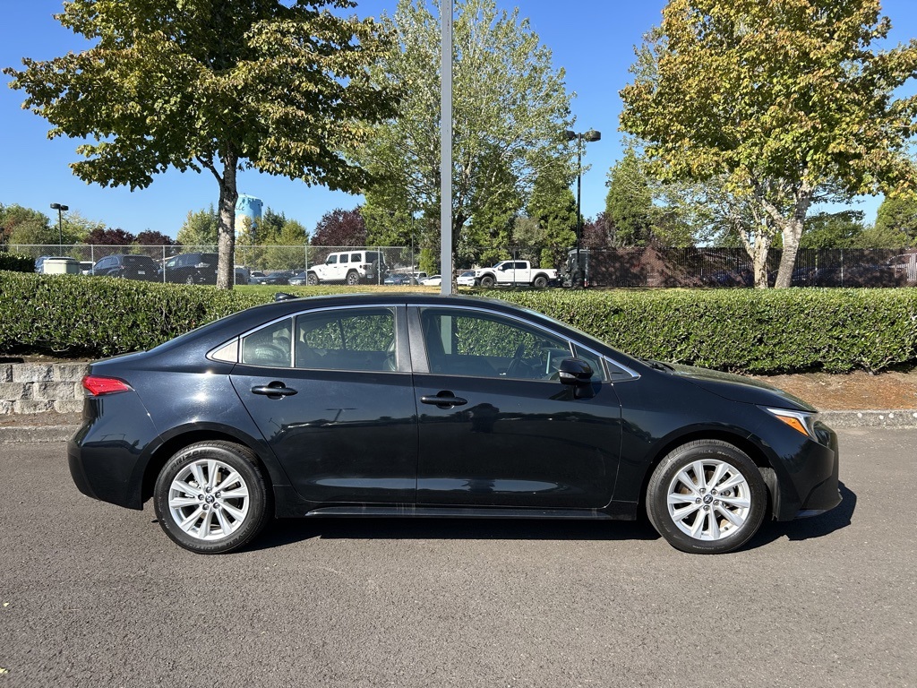2023 Toyota Corolla Hybrid XLE photo 4
