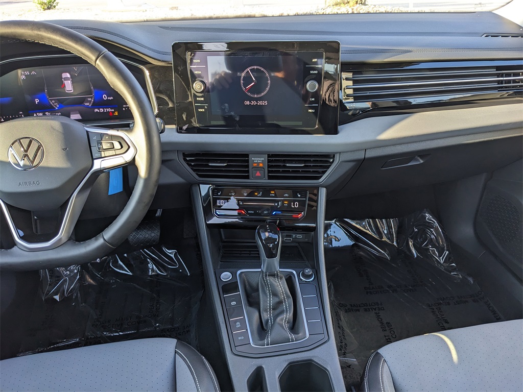 2025 Volkswagen Jetta 1.5T SE photo 15