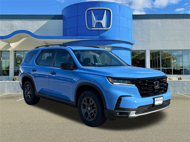 2025 Honda Pilot TrailSport's photo