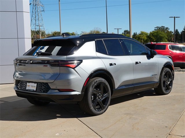 2026 Chevrolet Equinox EV 3RS photo 2