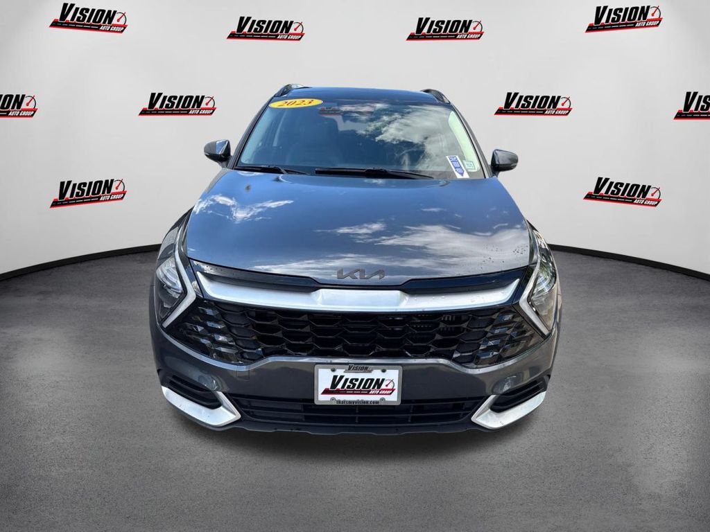2023 Kia Sportage Hybrid EX photo 2