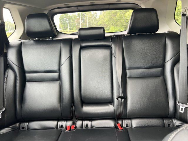 2022 Nissan Rogue SL photo 13