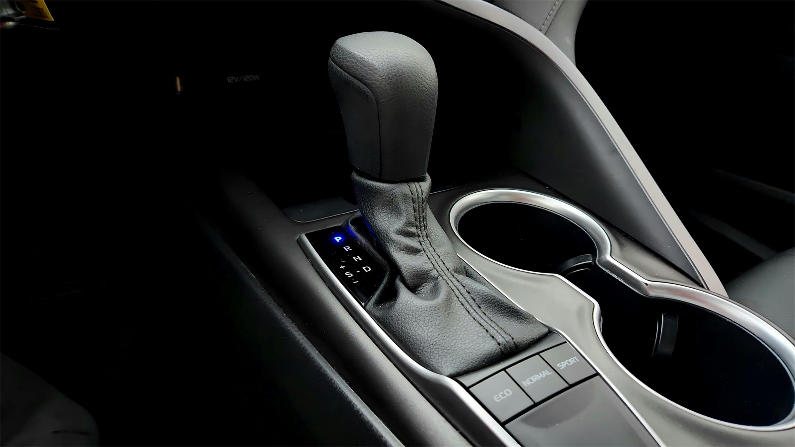 2024 Toyota Camry LE photo 26
