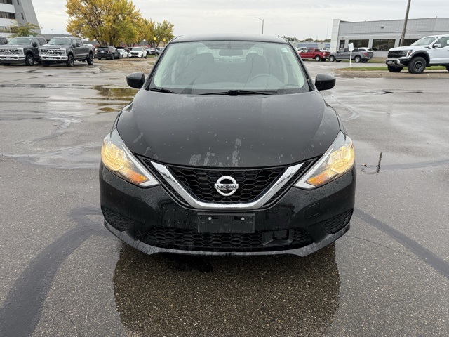 2018 Nissan Sentra SV photo 3