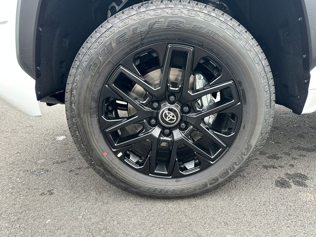 2026 Toyota Tundra Limited photo 12