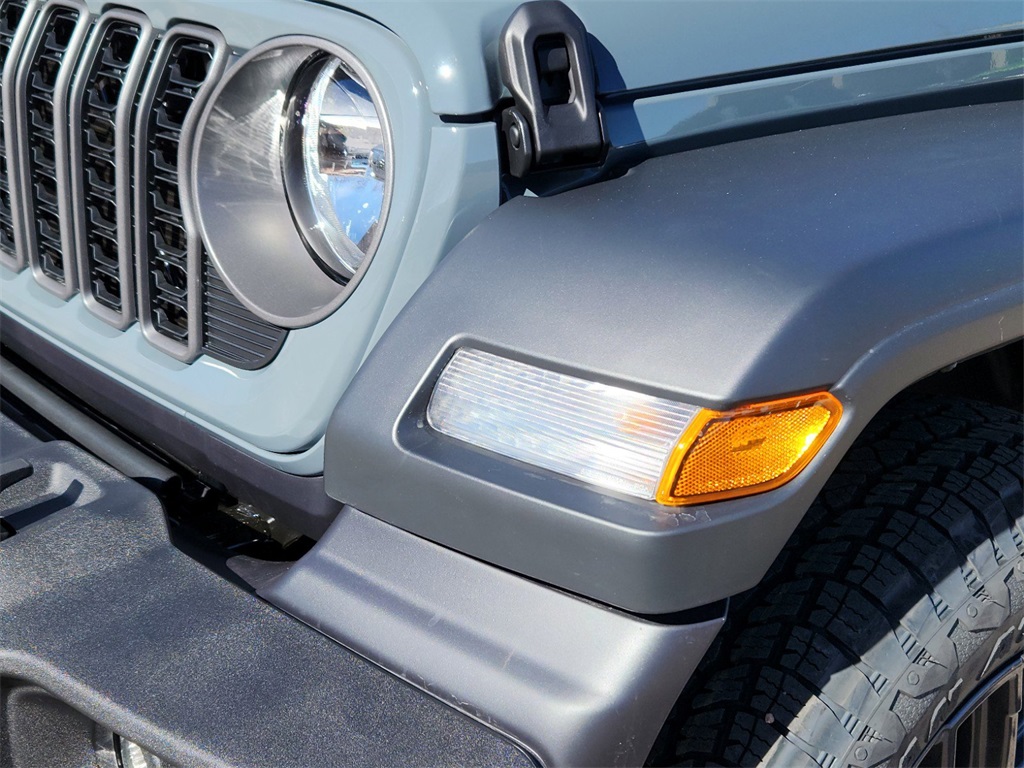 2025 Jeep Wrangler Sport S photo 9