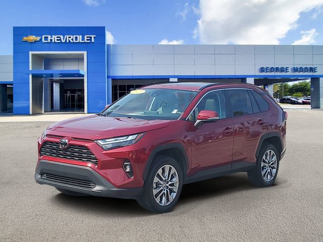 2023 Toyota RAV4 XLE Premium photo 2