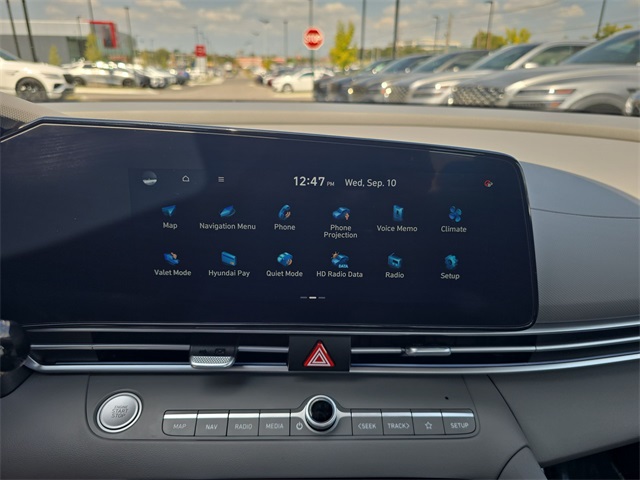 2025 Hyundai Elantra SEL Convenience photo 16