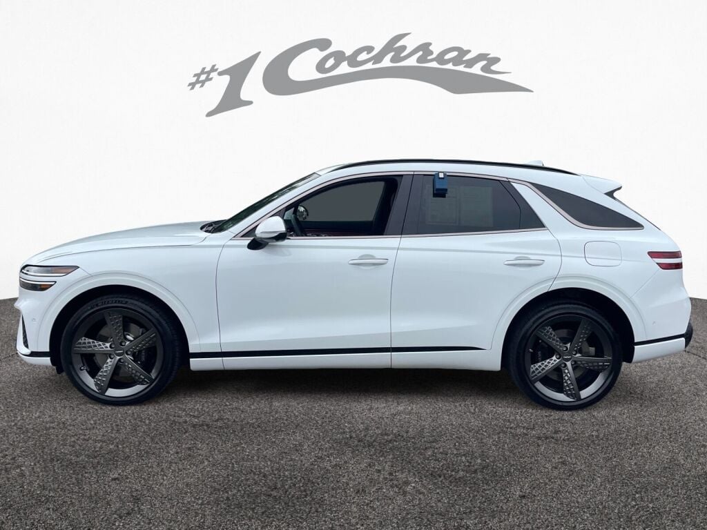 2024 Genesis GV70 3.5T Sport photo 4